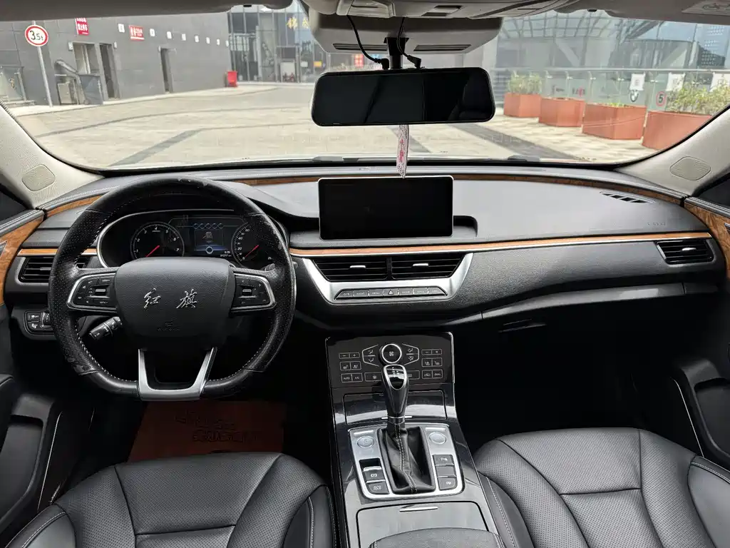 RED FLAG HONGQI H5
