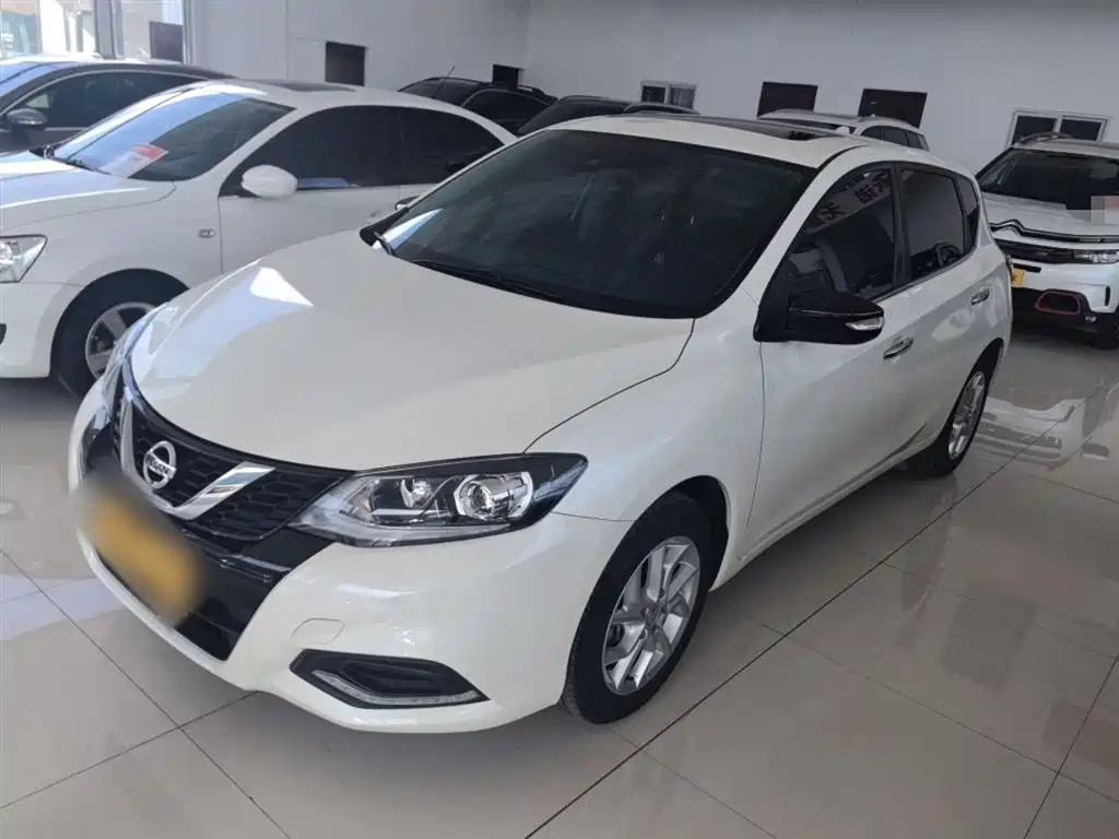 Nissan Tiida 2023