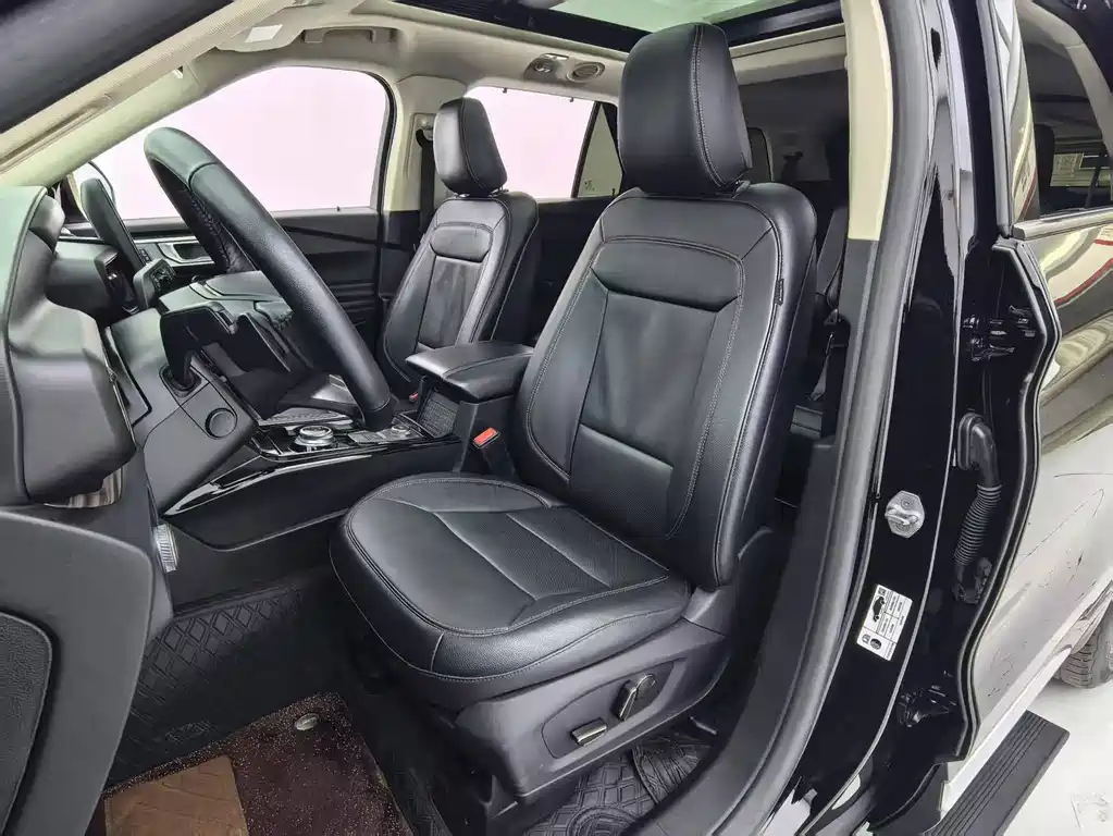 Ford Explorer — миниатюра 19