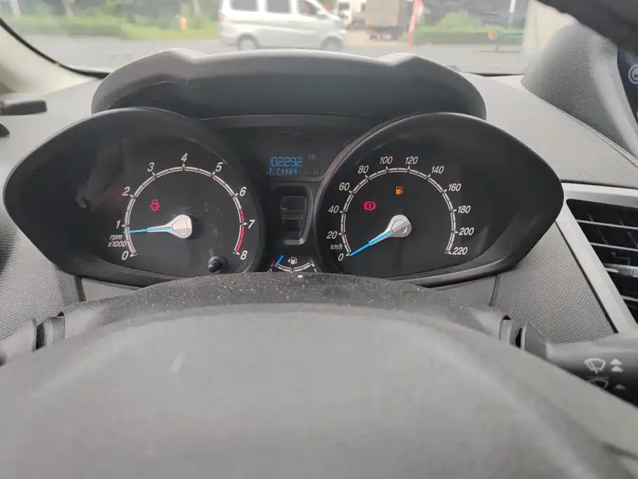 Ford Fiesta — миниатюра 14
