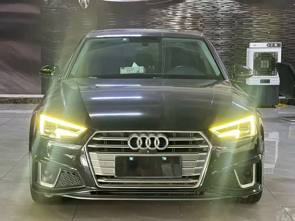 Audi A4L — миниатюра 2
