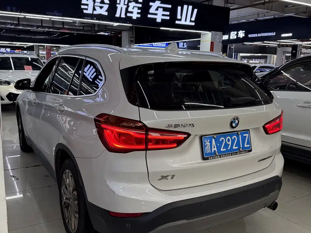 BMW X1 — миниатюра 4