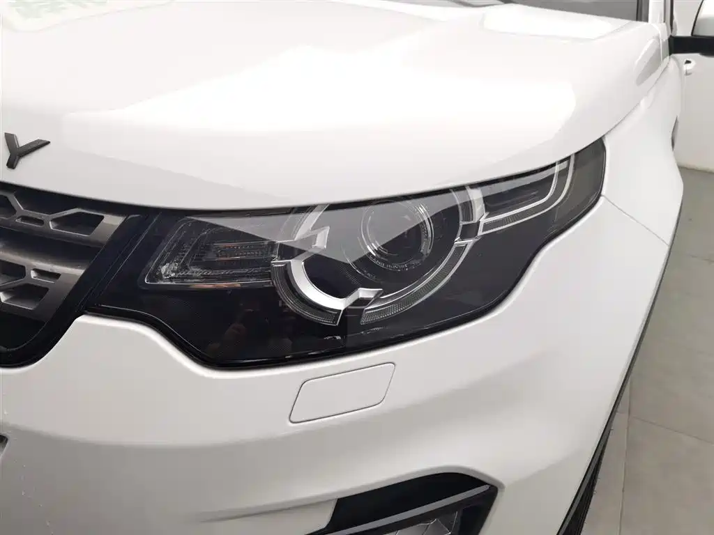 Land Rover Discovery Sport 2018 240PS SE