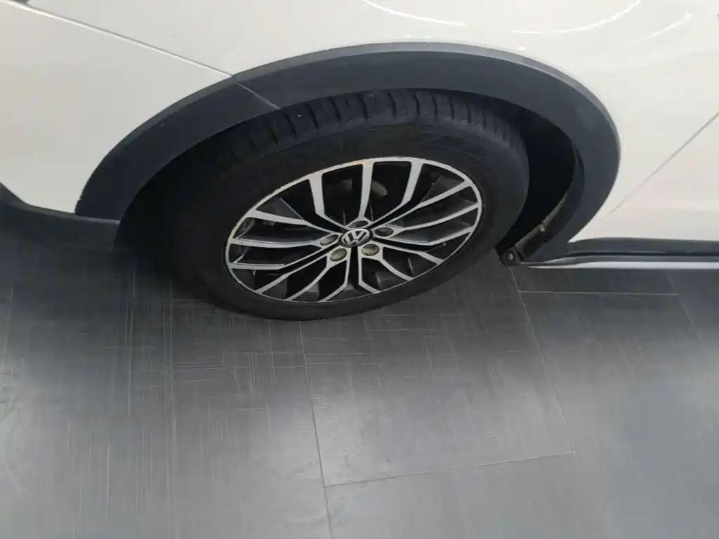 Volkswagen Cross Lavida — миниатюра 23