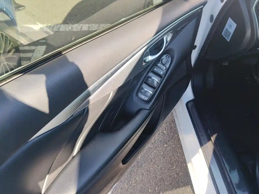 Infiniti Q50 — миниатюра 7
