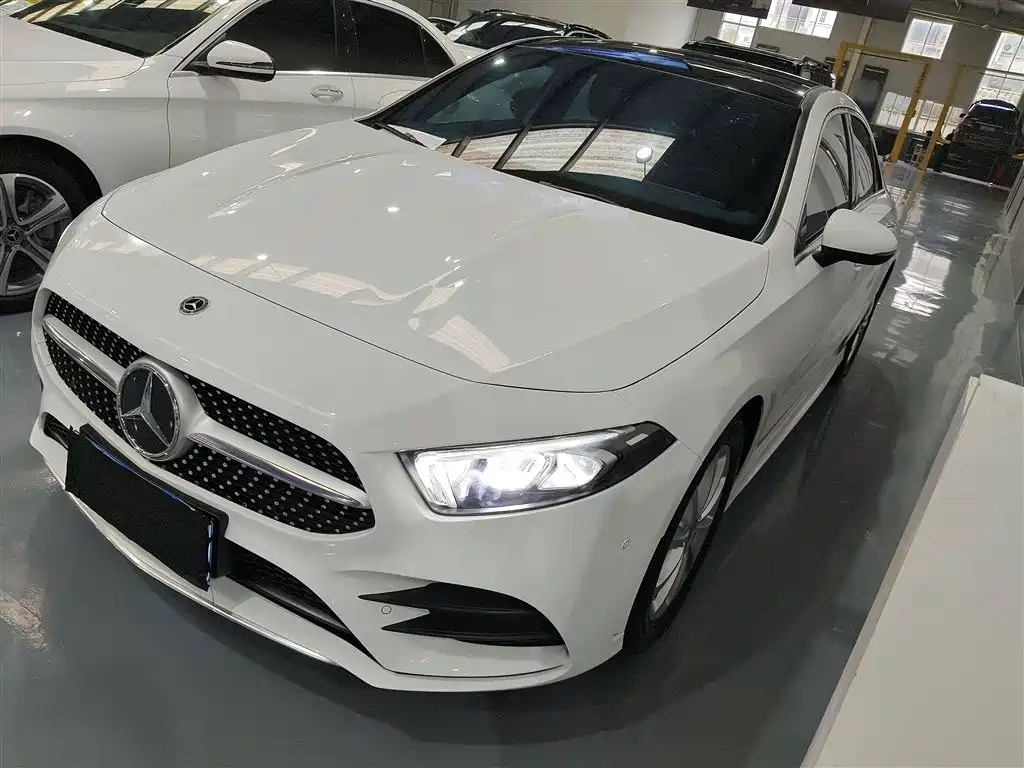 MERCEDES-BENZ A CLASS