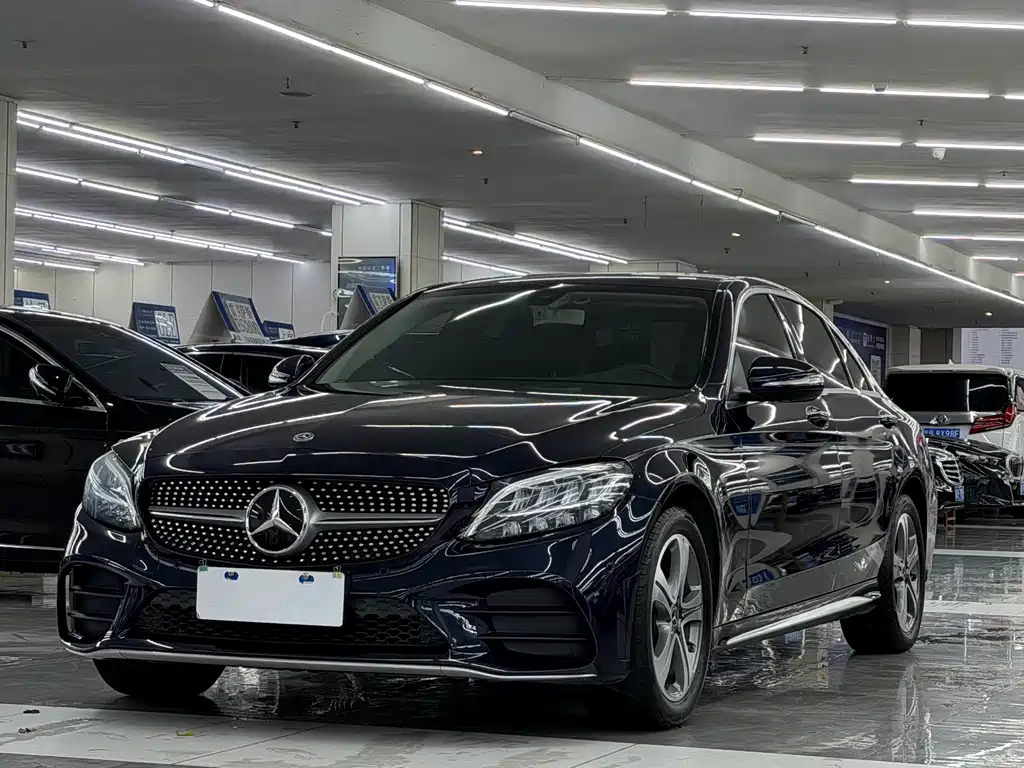 Mercedes-Benz C-Class 2020