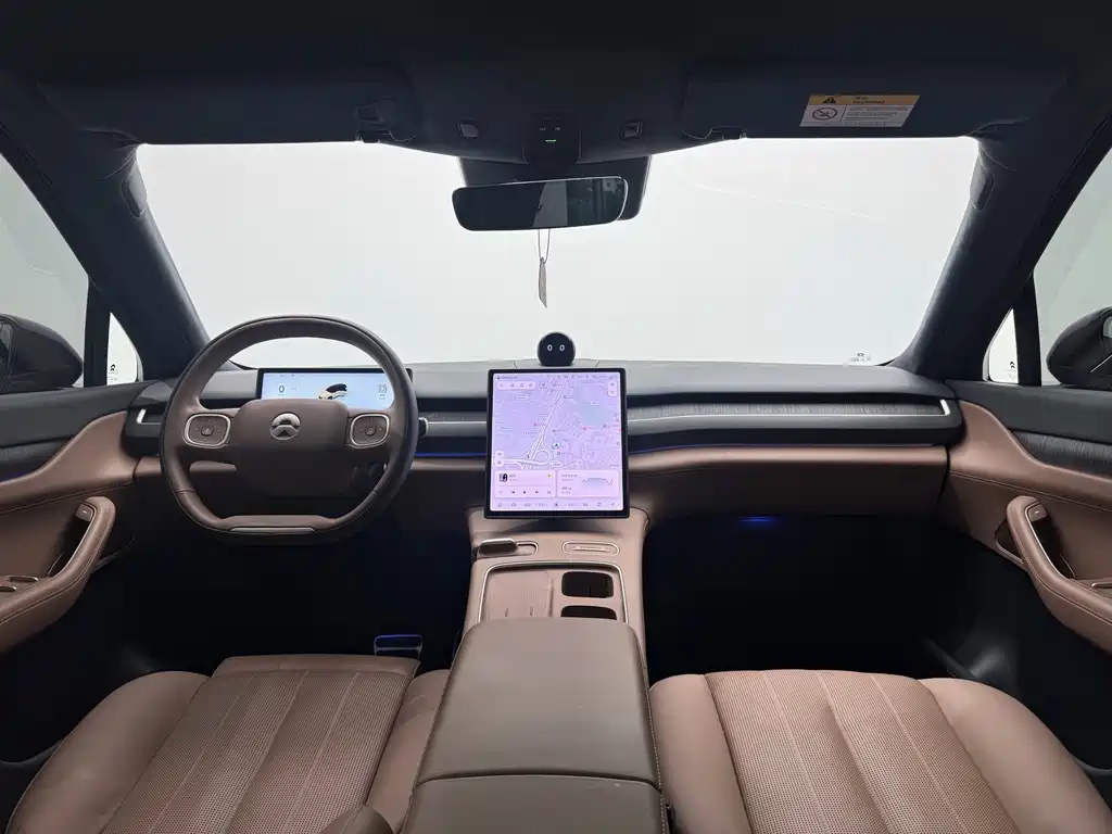 NIO ES8 — миниатюра 11