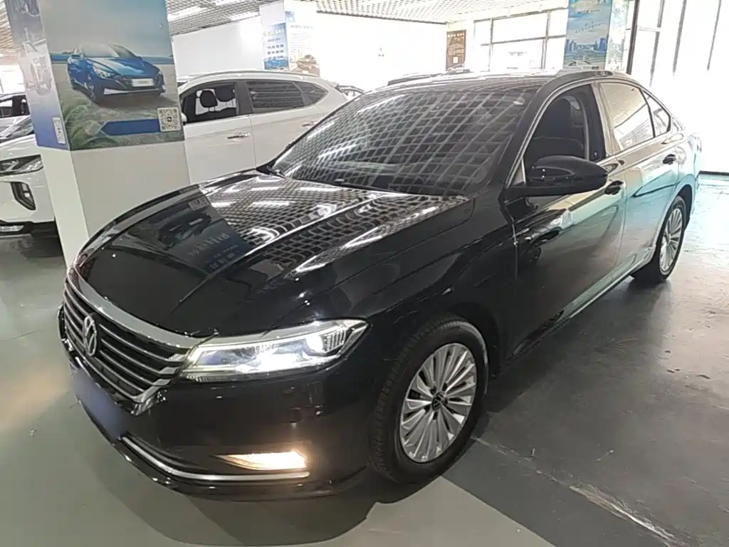 Volkswagen Lavida — миниатюра 2