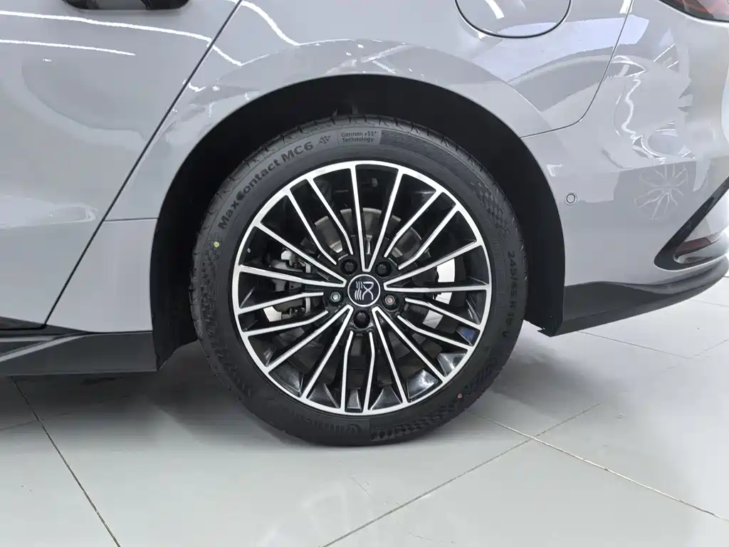 BYD Han 2025 DM-i 125KM Smart Drive