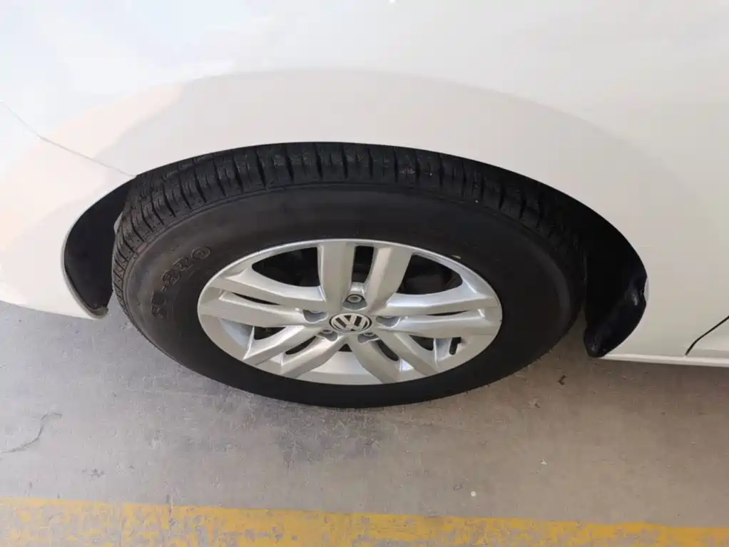 Volkswagen Santana — миниатюра 23
