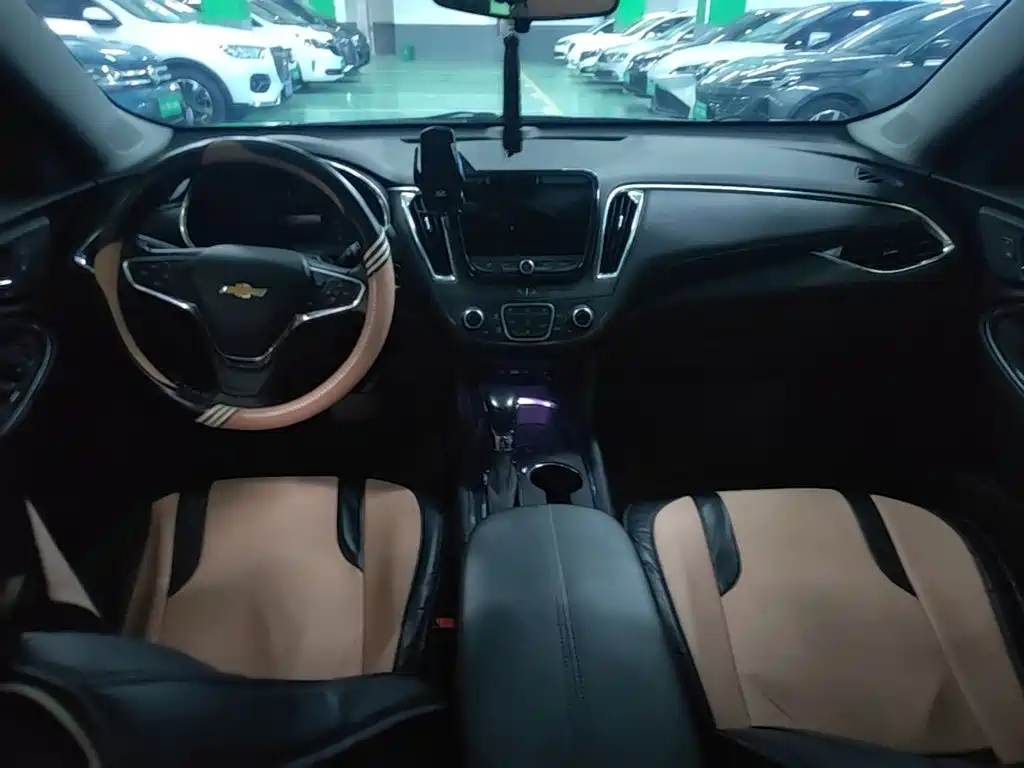 Chevrolet Malibu XL — миниатюра 11