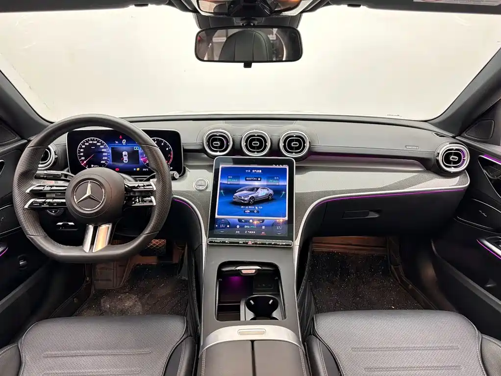 Mercedes-Benz C-Class — миниатюра 10