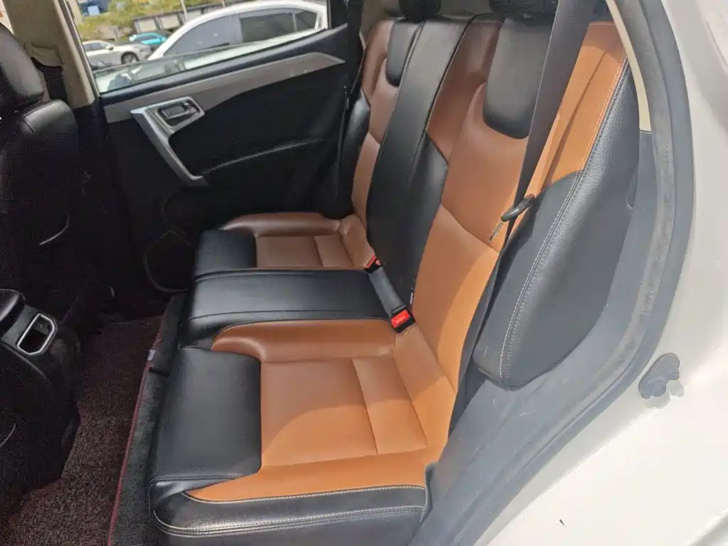 Geely Vision X6 — миниатюра 13