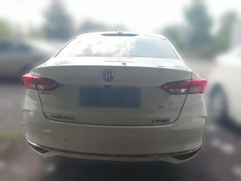 Buick Verano — миниатюра 8
