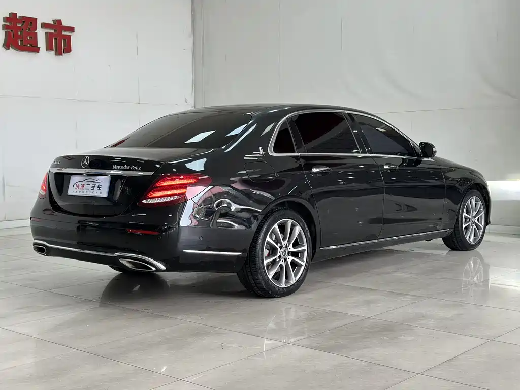 MERCEDES-BENZ E CLASS