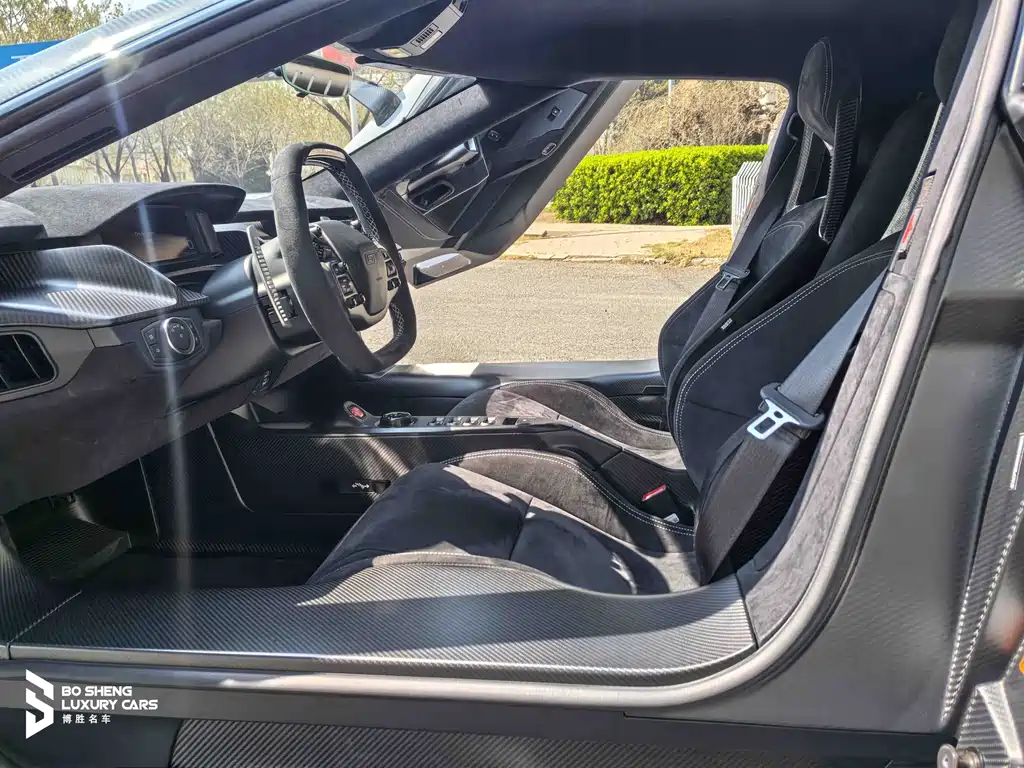 Ford GT 2023 3.5L AT