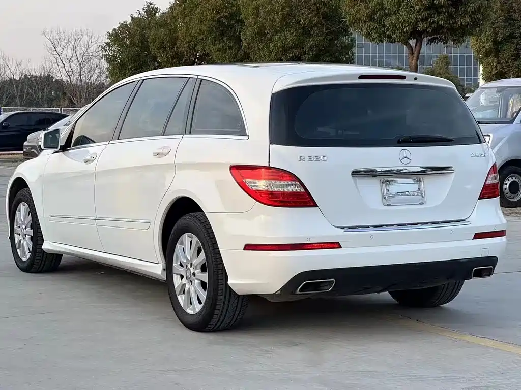 Mercedes-Benz R 2014 R 320 4MATIC Luxury