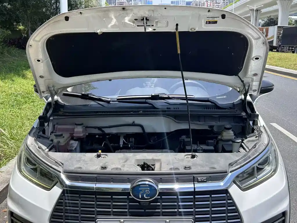 BYD Yuan EV — миниатюра 16