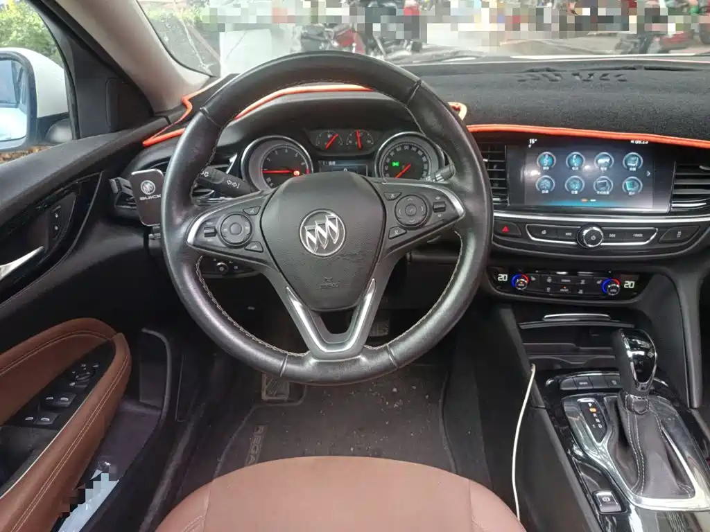 Buick Regal — миниатюра 3