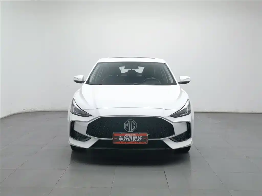 MG 5 2021 180DVVT MT Luxury