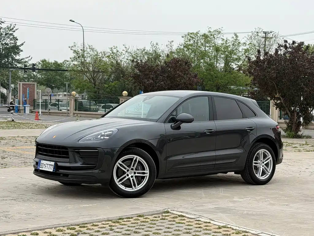 Porsche Macan 2024