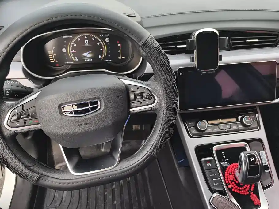 Geely Boyue — миниатюра 12