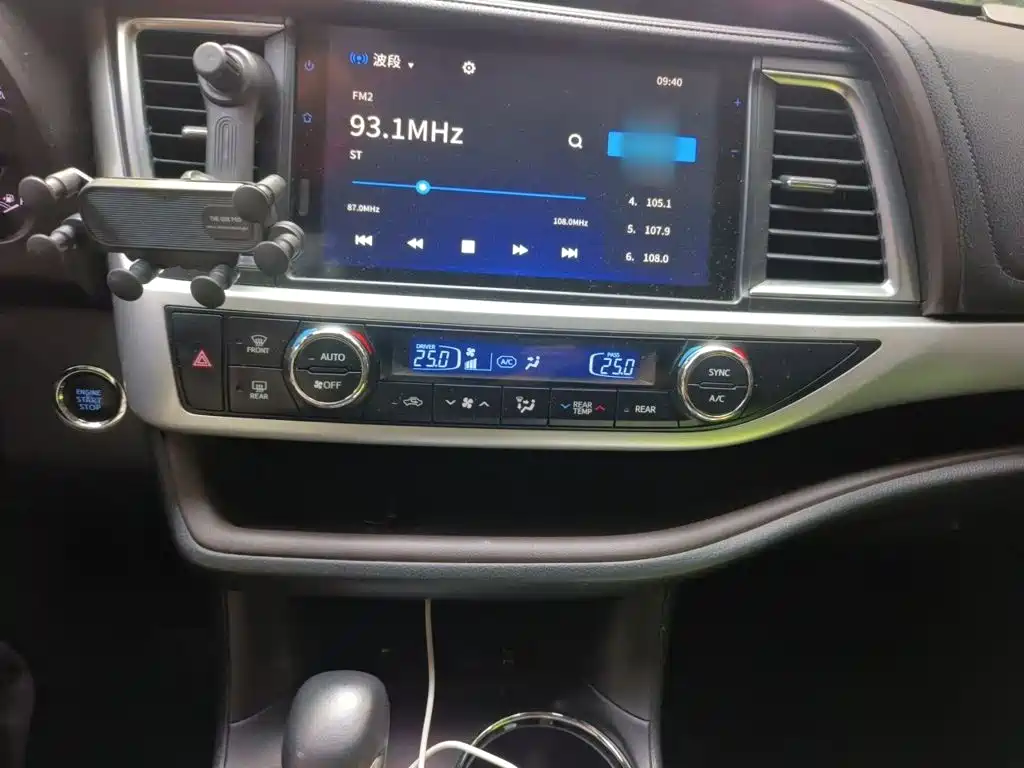 Toyota Highlander — миниатюра 6