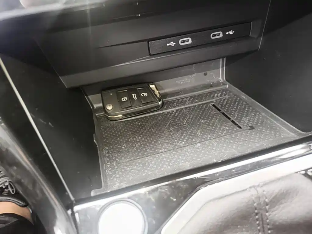 Volkswagen Tayron 2023 330TSI R-Line