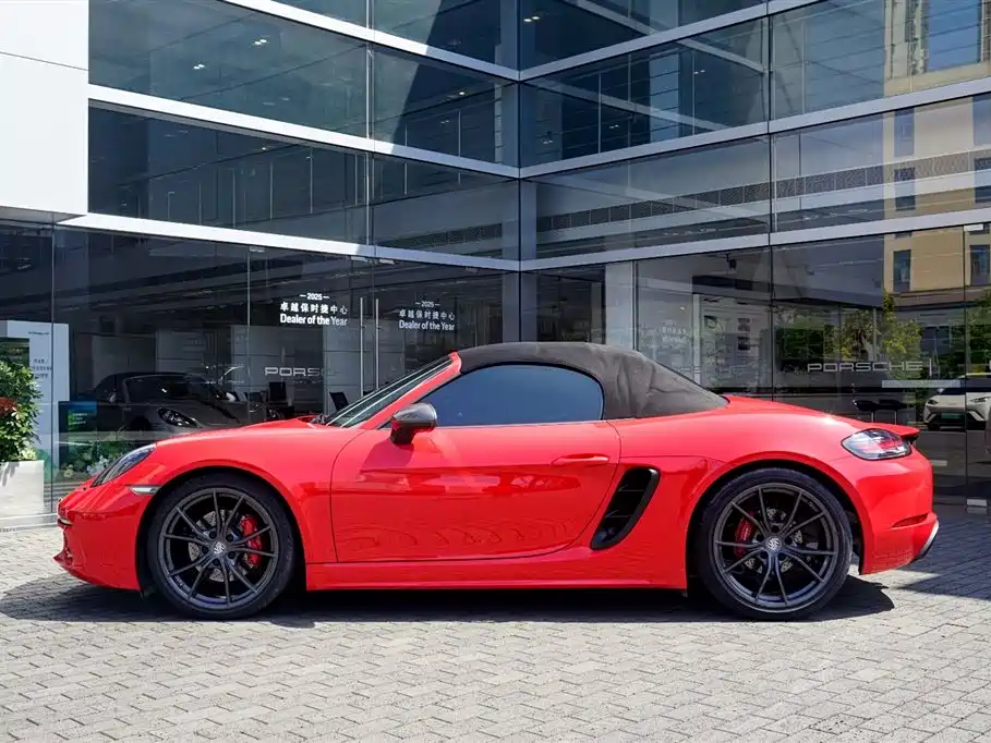 Porsche 718 2022 Boxster T 2.0T