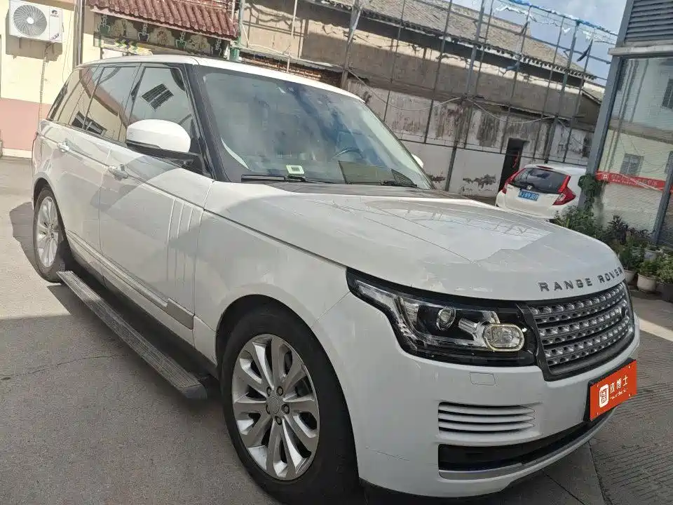 Land Rover Range Rover — миниатюра 3