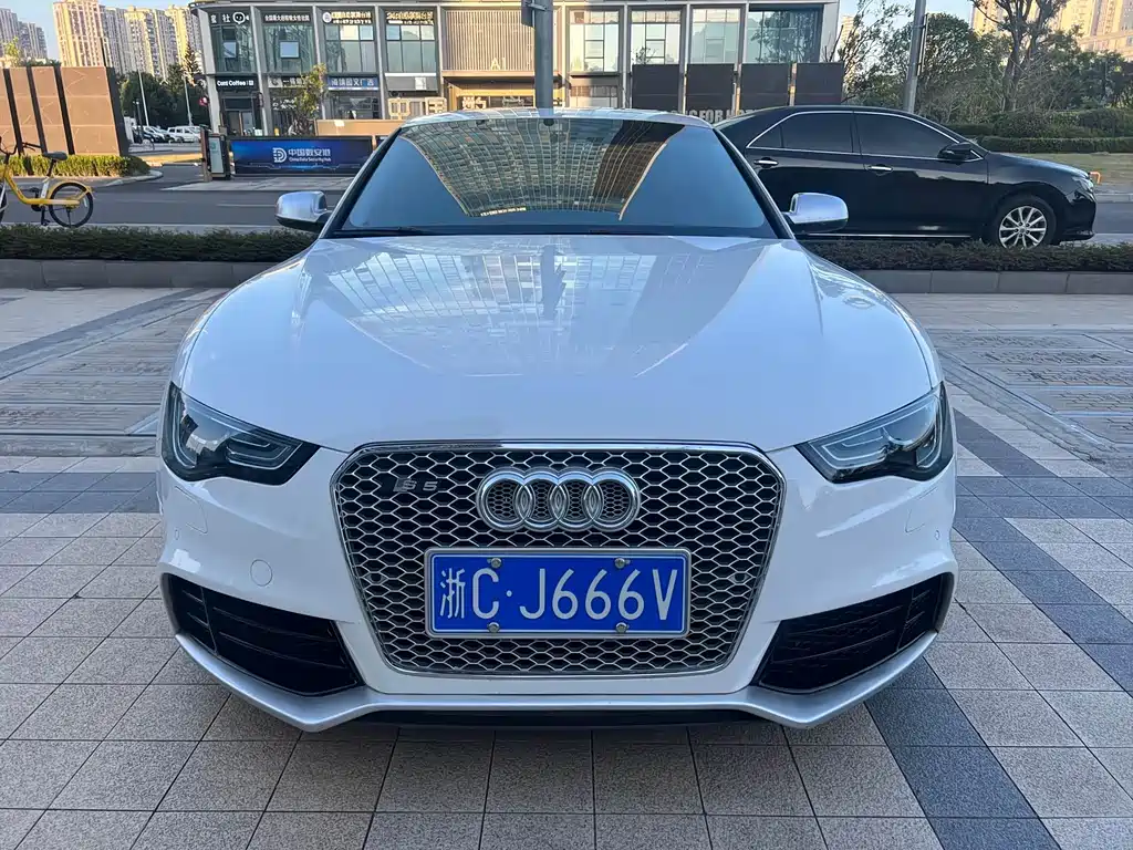 Audi S5 — миниатюра 2