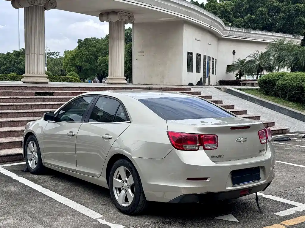 Chevrolet Malibu — миниатюра 11