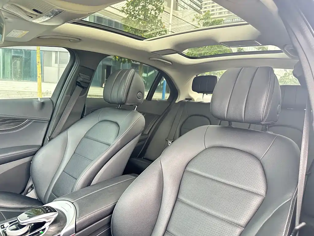 Mercedes-Benz C-Class — миниатюра 9