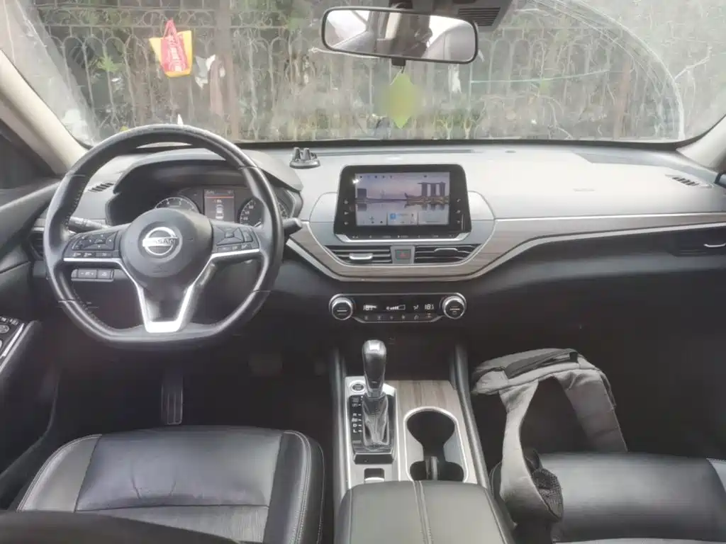 Nissan Teana — миниатюра 10