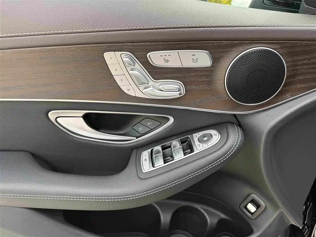Mercedes-Benz GLC — миниатюра 7
