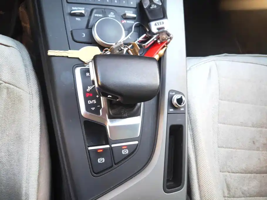 Audi A4L — миниатюра 16