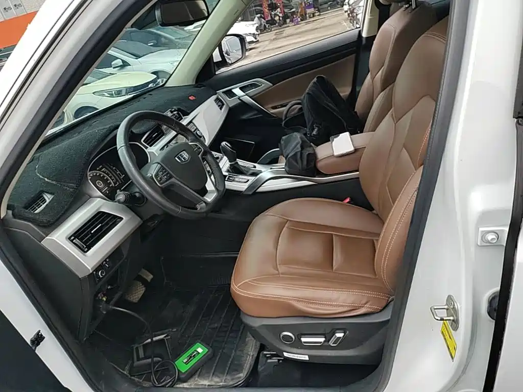 Geely Boyue — миниатюра 15