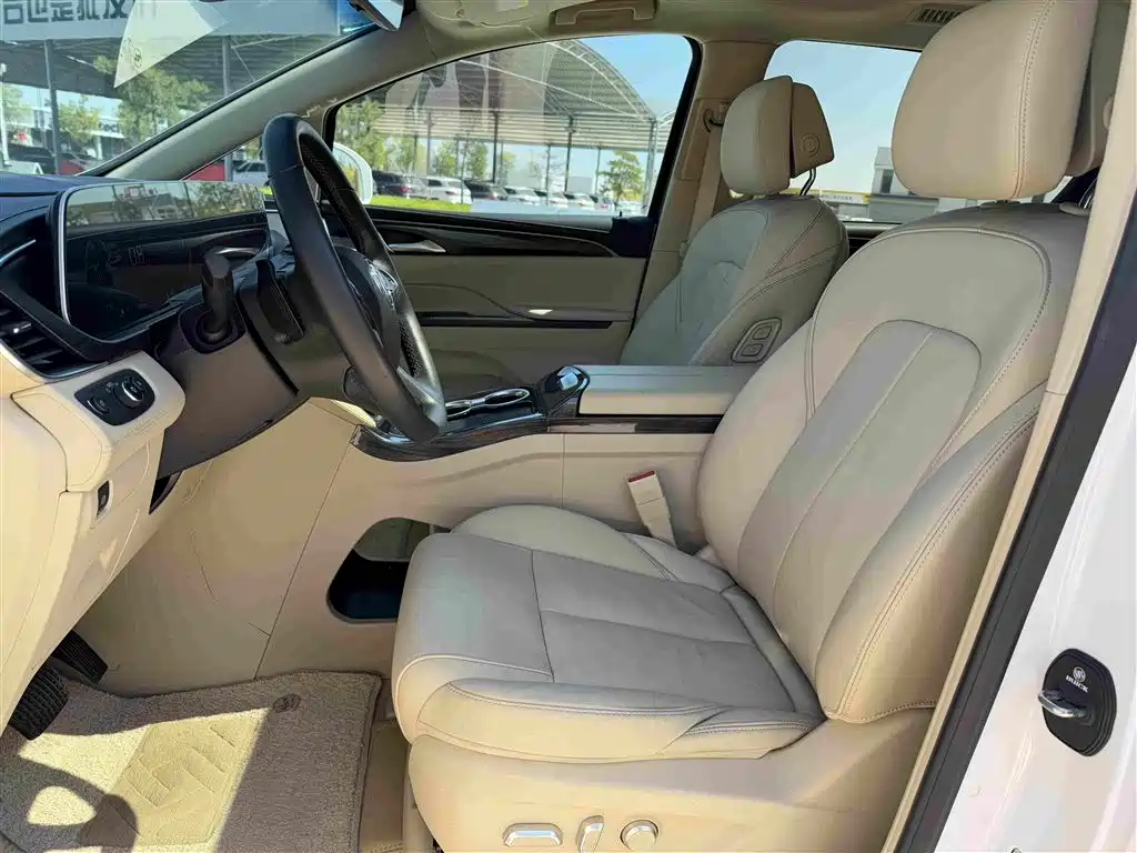 Buick GL8 — миниатюра 4