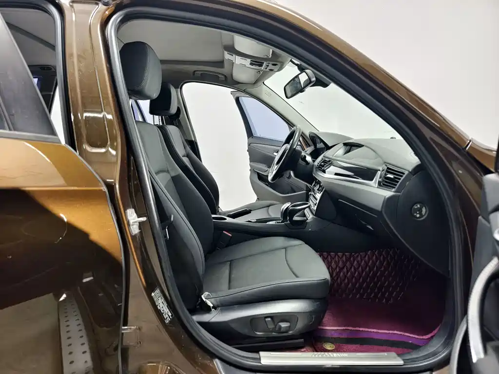 BMW X1 — миниатюра 14