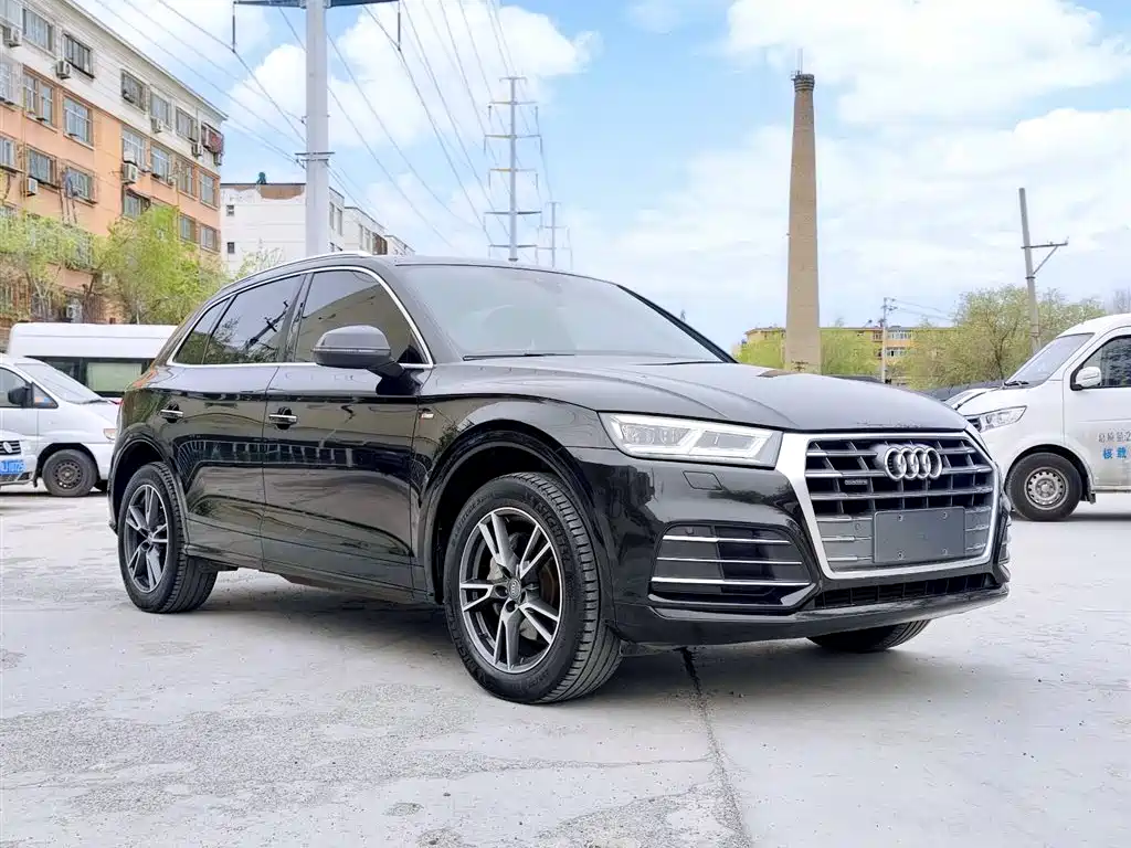 Audi Q5L 2018 40 TFSI Fashion V
