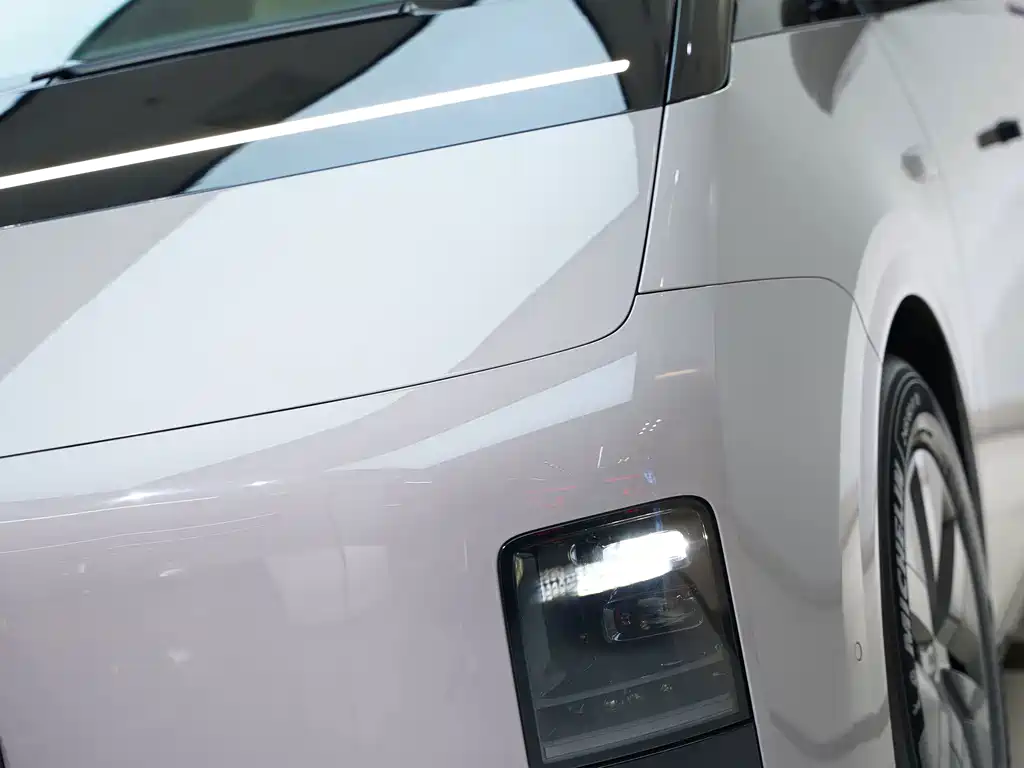 Li Auto Li MEGA — миниатюра 7
