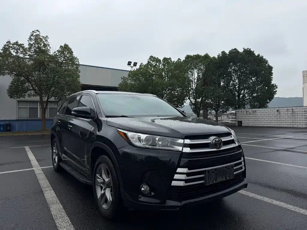 Toyota Highlander — миниатюра 3