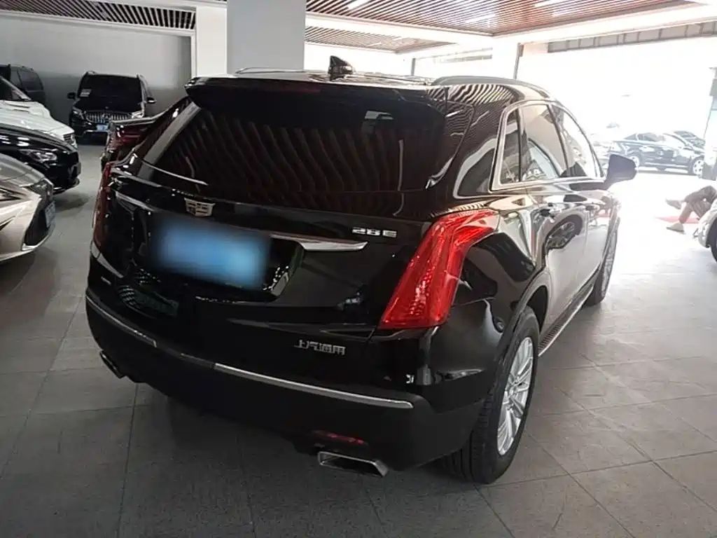 Cadillac XT5 — миниатюра 7