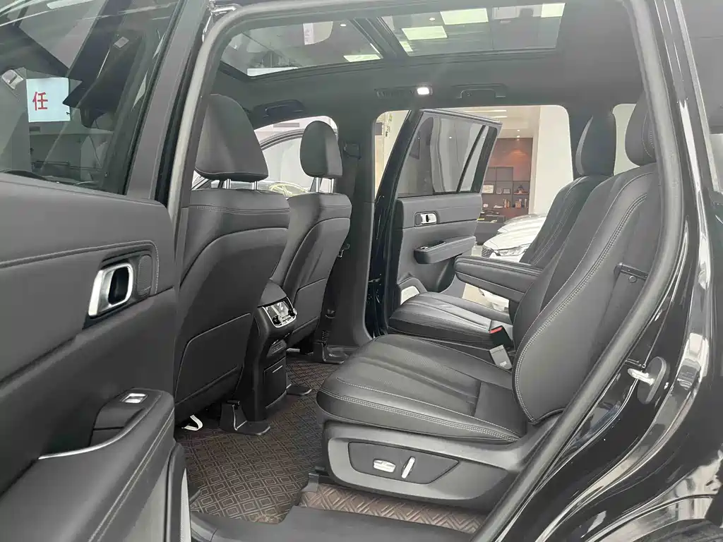 Li Auto Li ONE — миниатюра 6