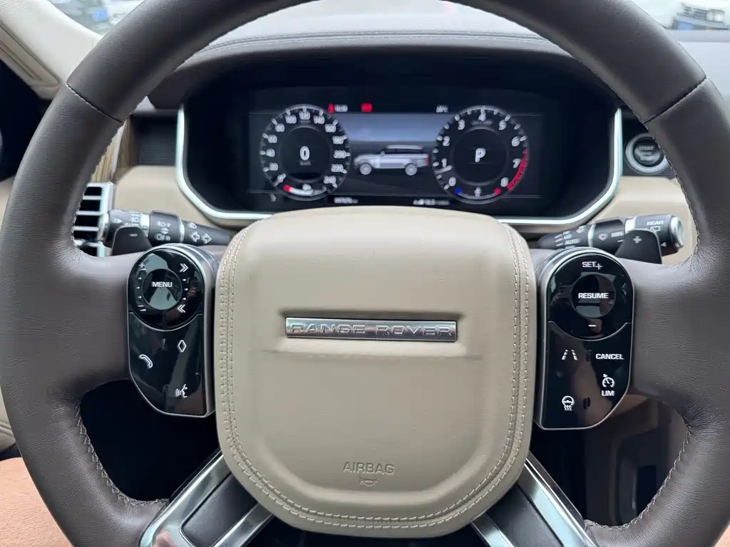 Land Rover Range Rover — миниатюра 17