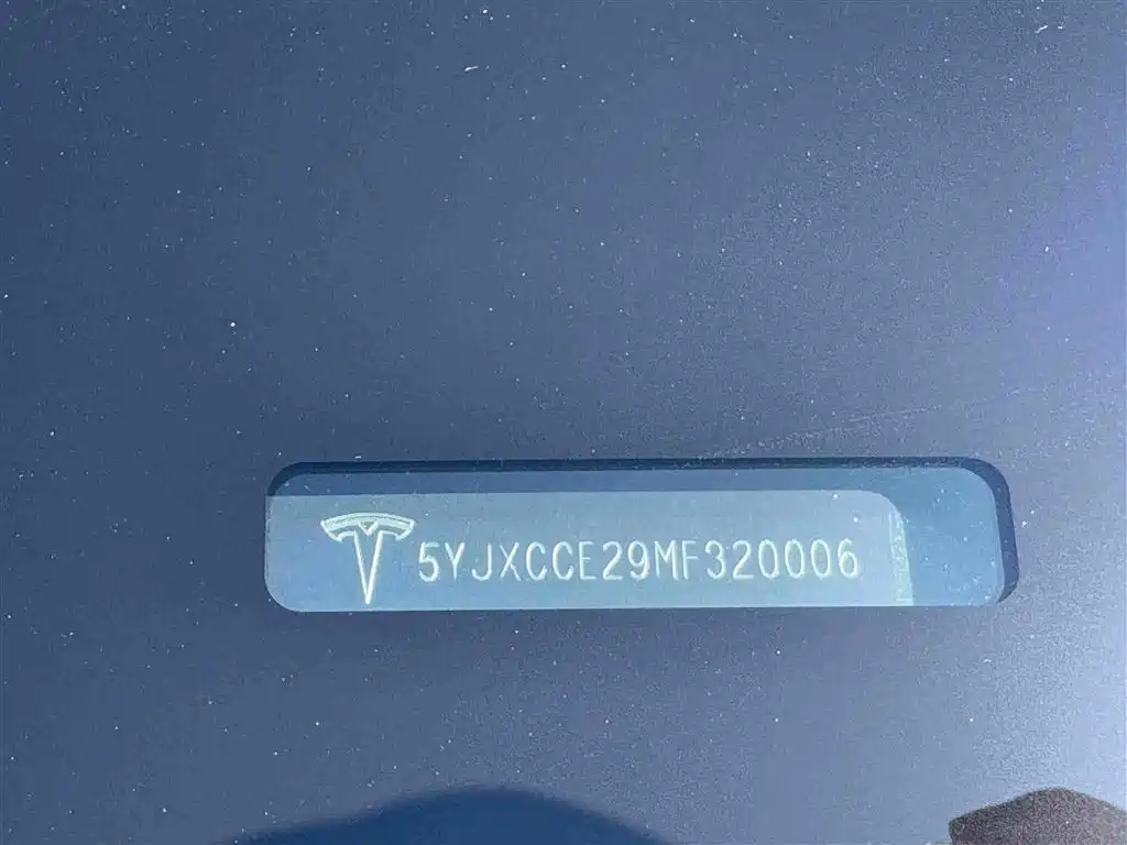 Tesla Model X — миниатюра 23