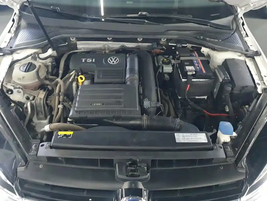 Volkswagen Golf — миниатюра 10