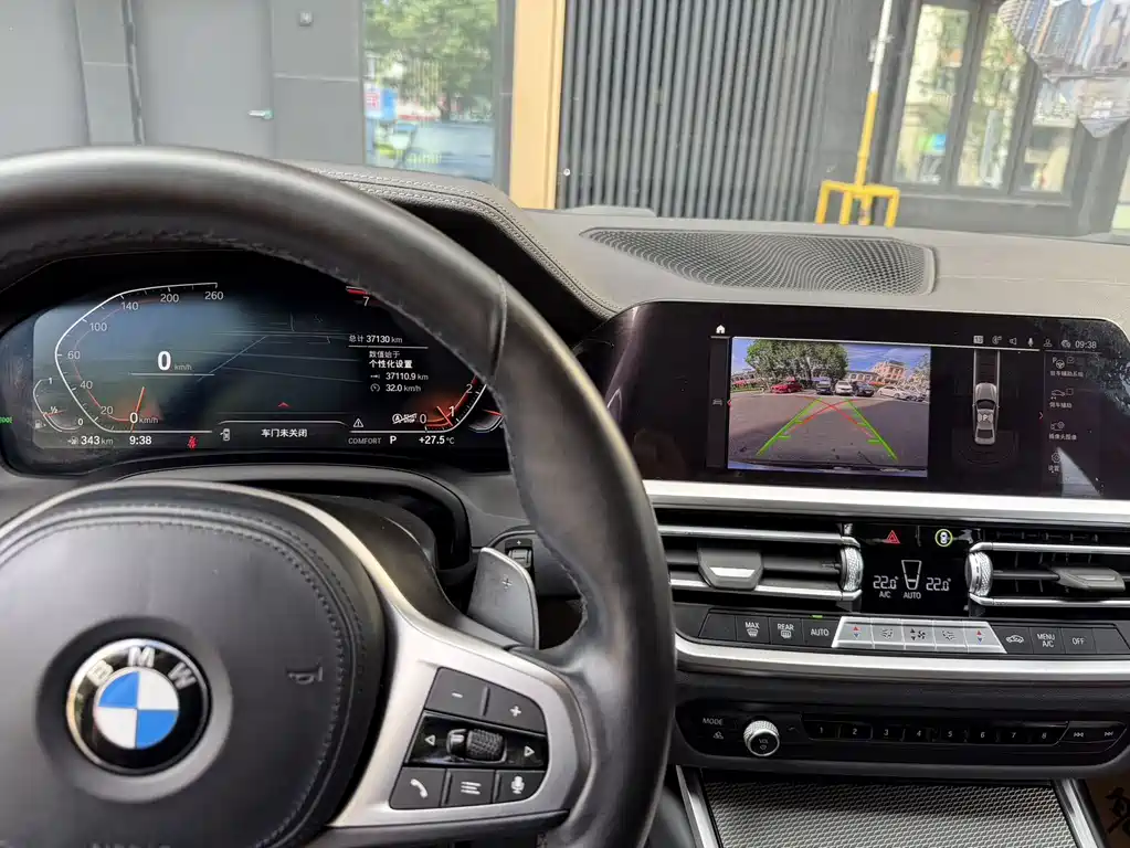 BMW 3 Series — миниатюра 4