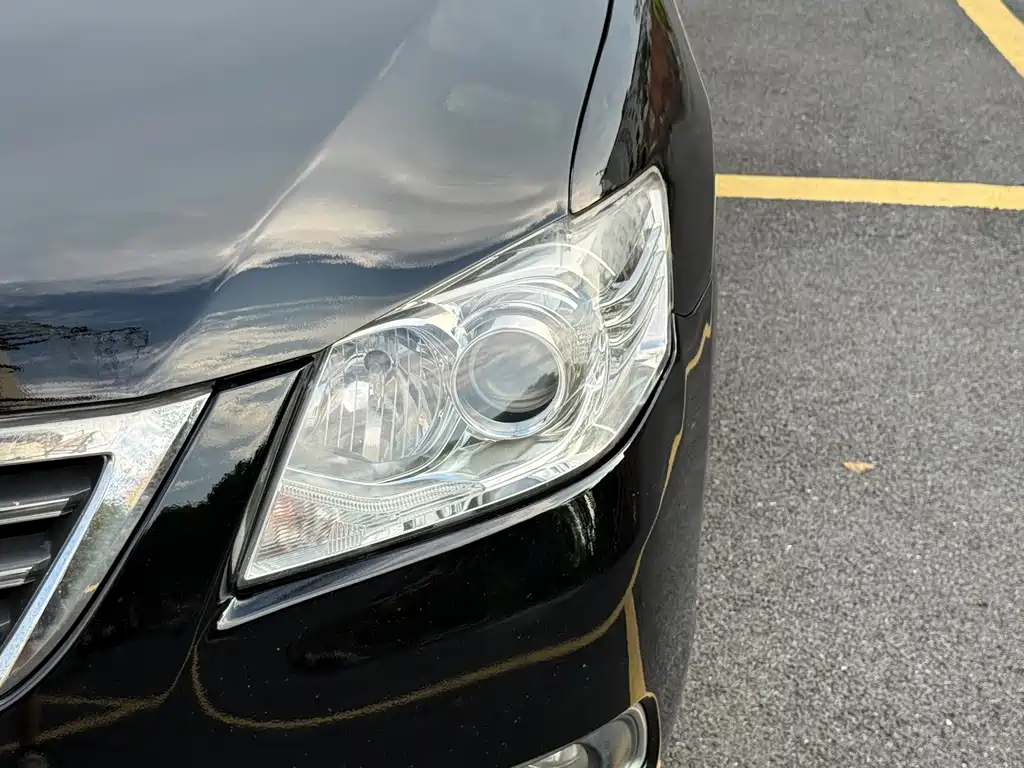 Toyota Camry — миниатюра 4